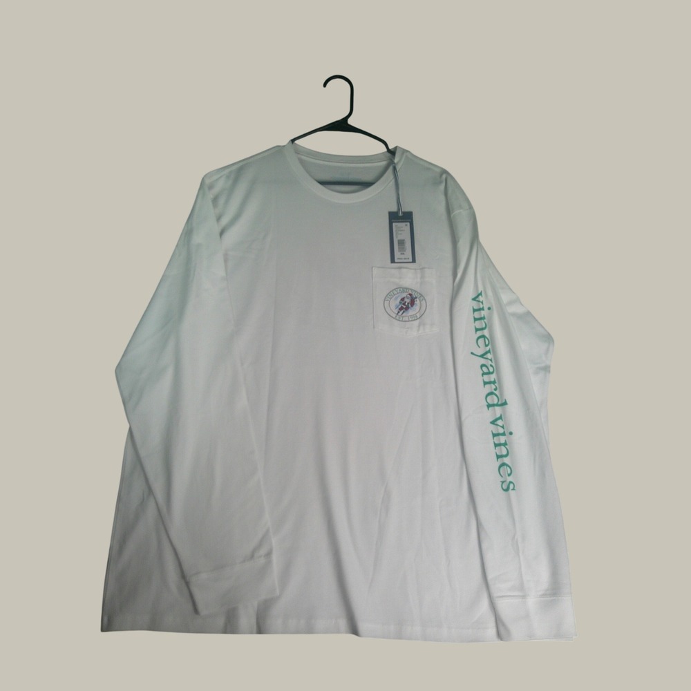 Vineyard Vines Men's XXL Santa Ski Long Sleeve Pocket Tee White New with Tags